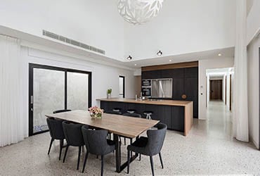 Port Melbourne Esplanade new build - diagonal view of kitchen and dining area