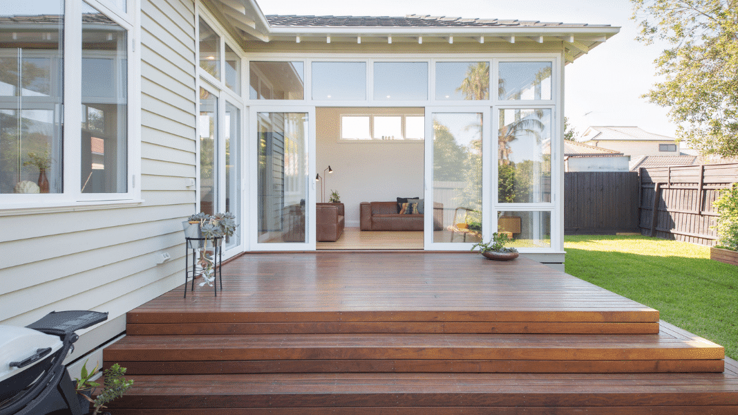 Brunswick-West-project-rear-decking-and-lounge