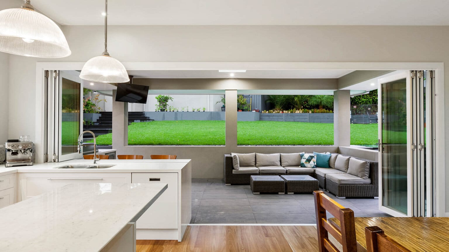 Glen Iris extension and renovation - undercover outside entertainment area