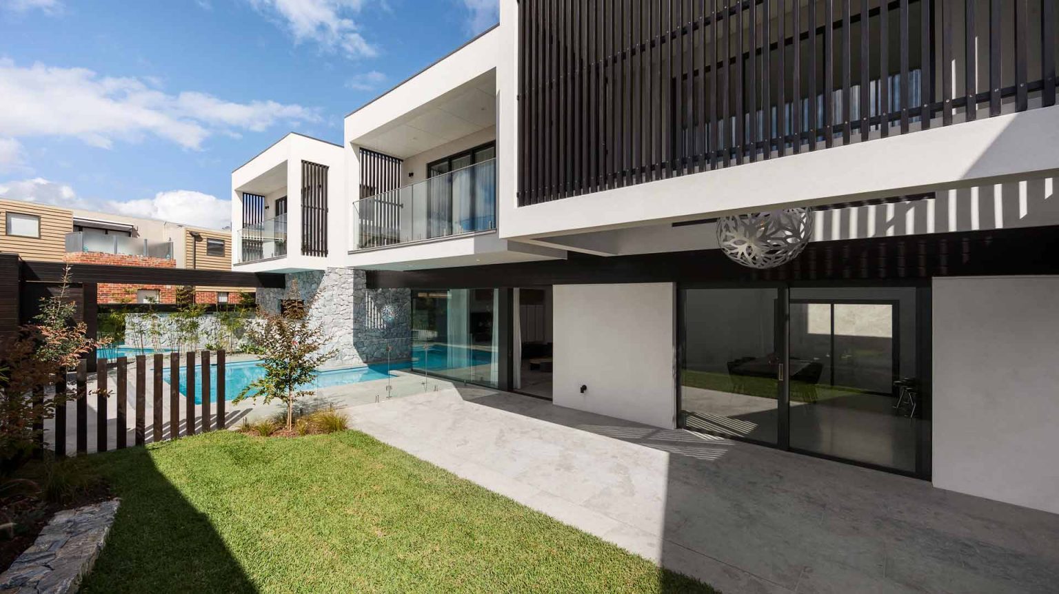 Port Melbourne Esplanade new build - view of house from outside on the lawn