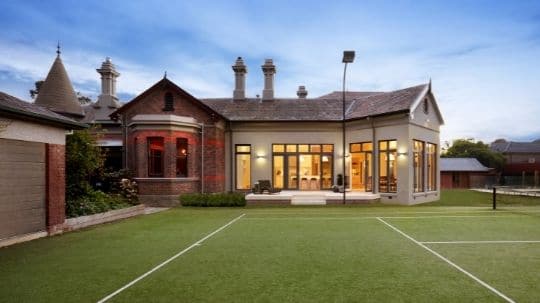 A heritage home in Hawthorn with a well-maintained lawn reflects classic beauty and quality renovations.