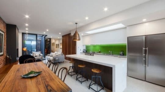Daring kitchen design in Albert Park, Melbourne