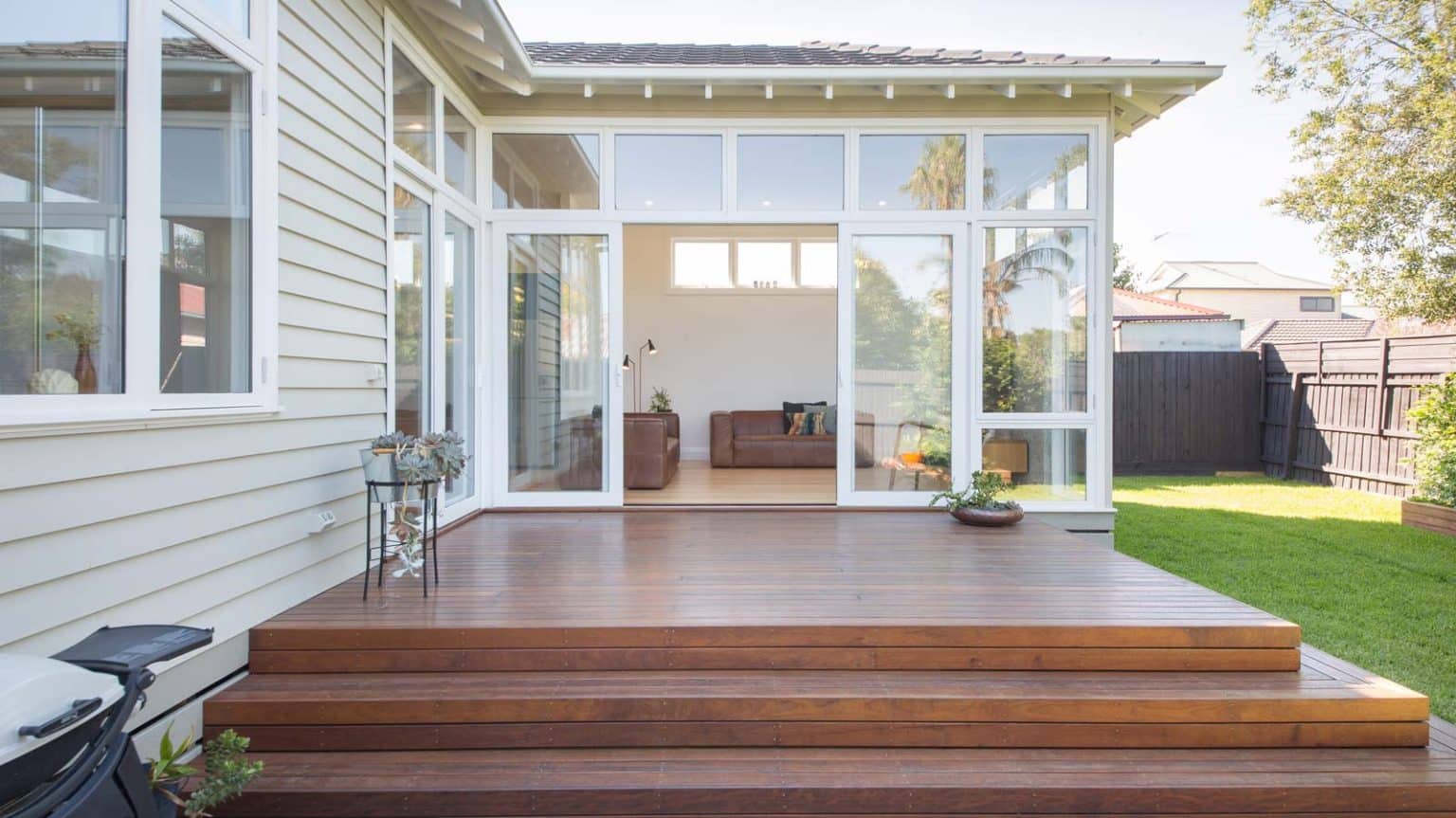 Brunswick-West-project-rear-decking-and-lounge
