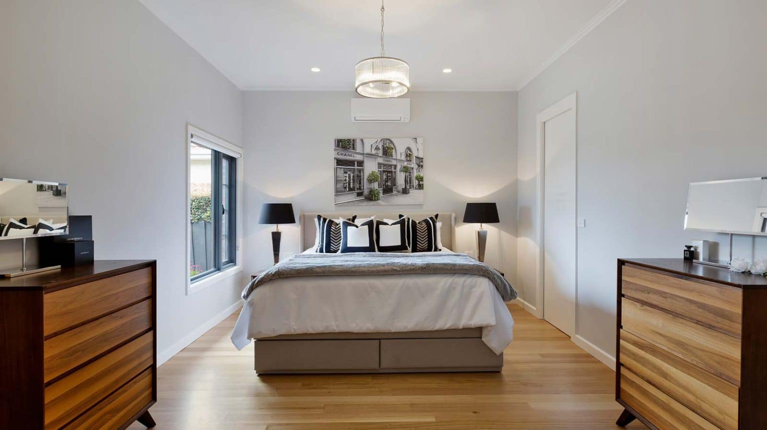 Hawthorn-East-project-master-bedroom