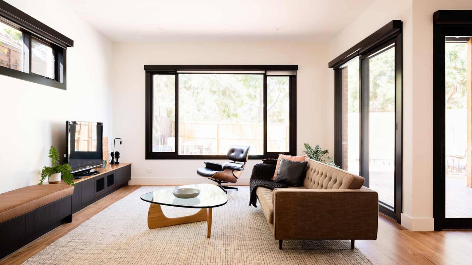 Kew-high-street-south-project-lounge-room